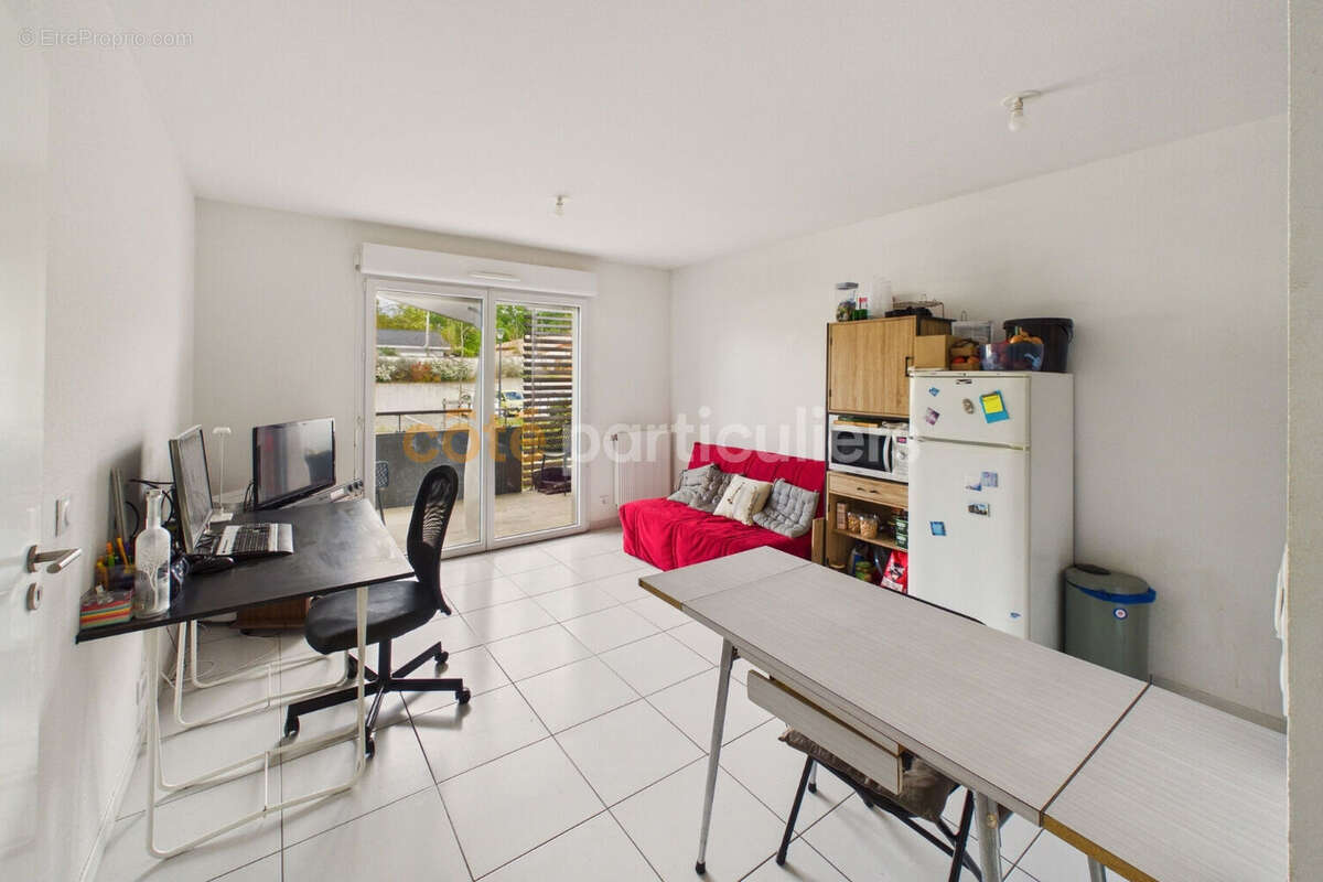 Appartement à PAREMPUYRE