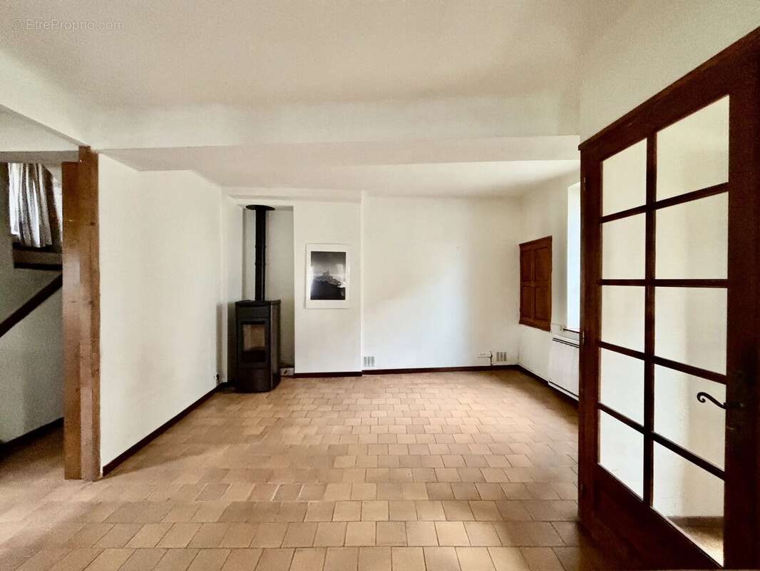 Maison à CAUNES-MINERVOIS