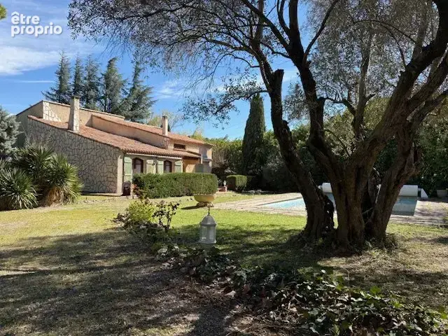 Photo Maison à Saint-Andre-De-Sangonis au prix de 449 000€