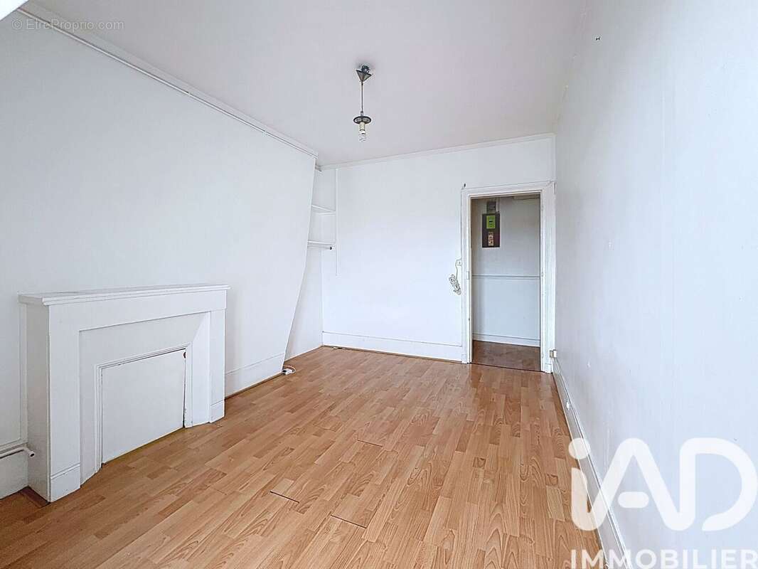 Photo 8 - Appartement à PARIS-19E