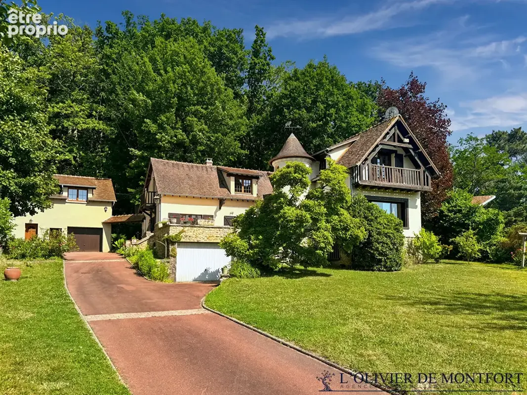 Propriete sur parc de plus d'1 hectare - photo 1