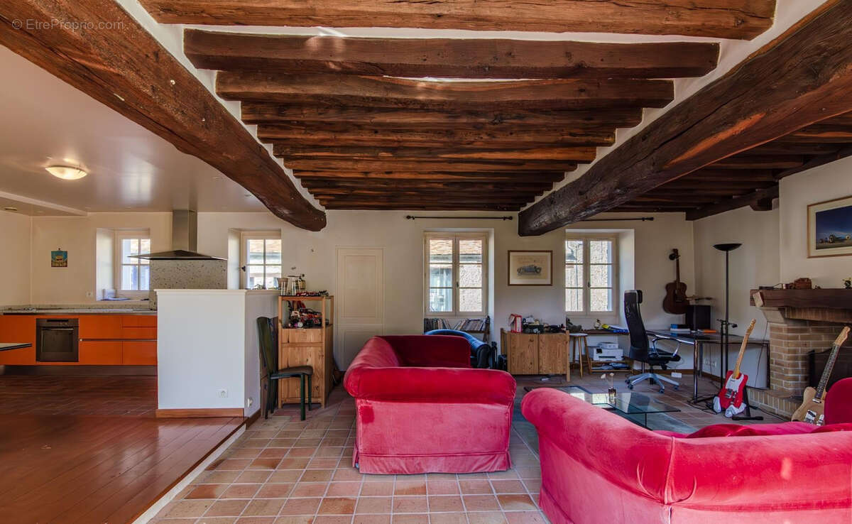 Maison à SAINTE-MESME