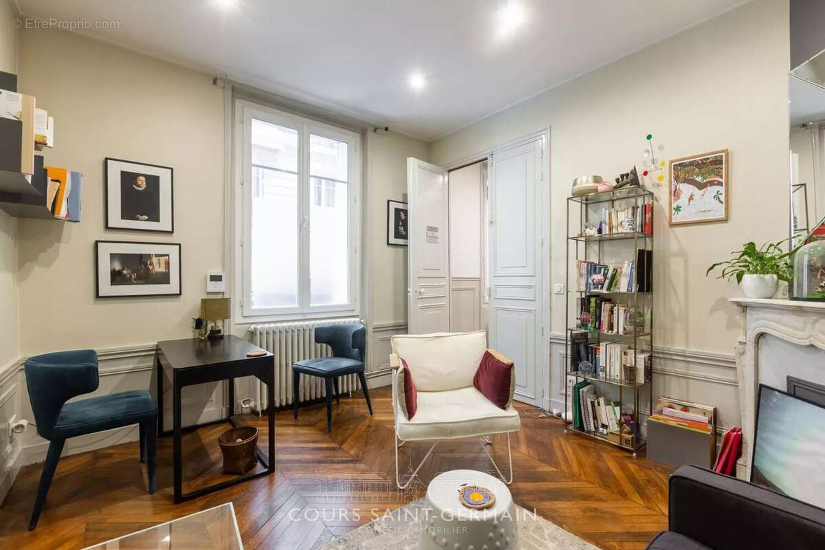 Commerce à PARIS-16E