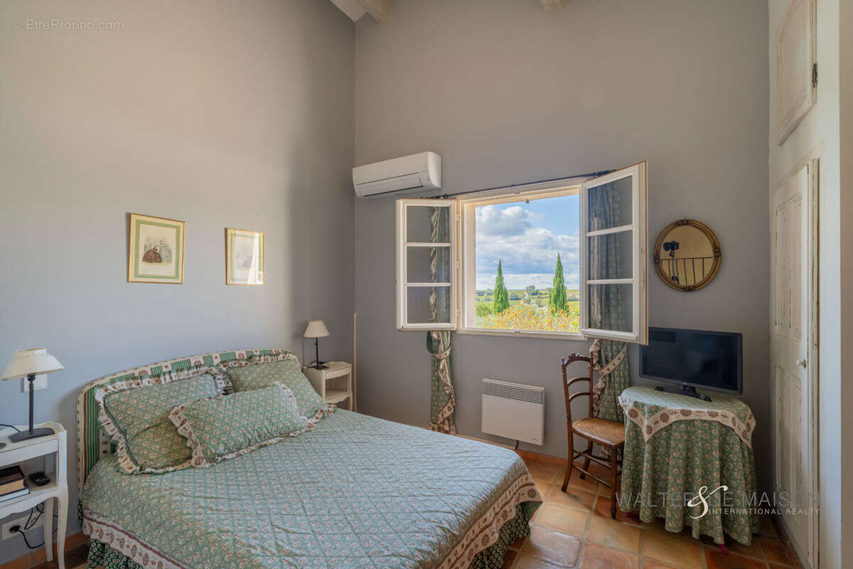 Maison à ROCHEFORT-DU-GARD