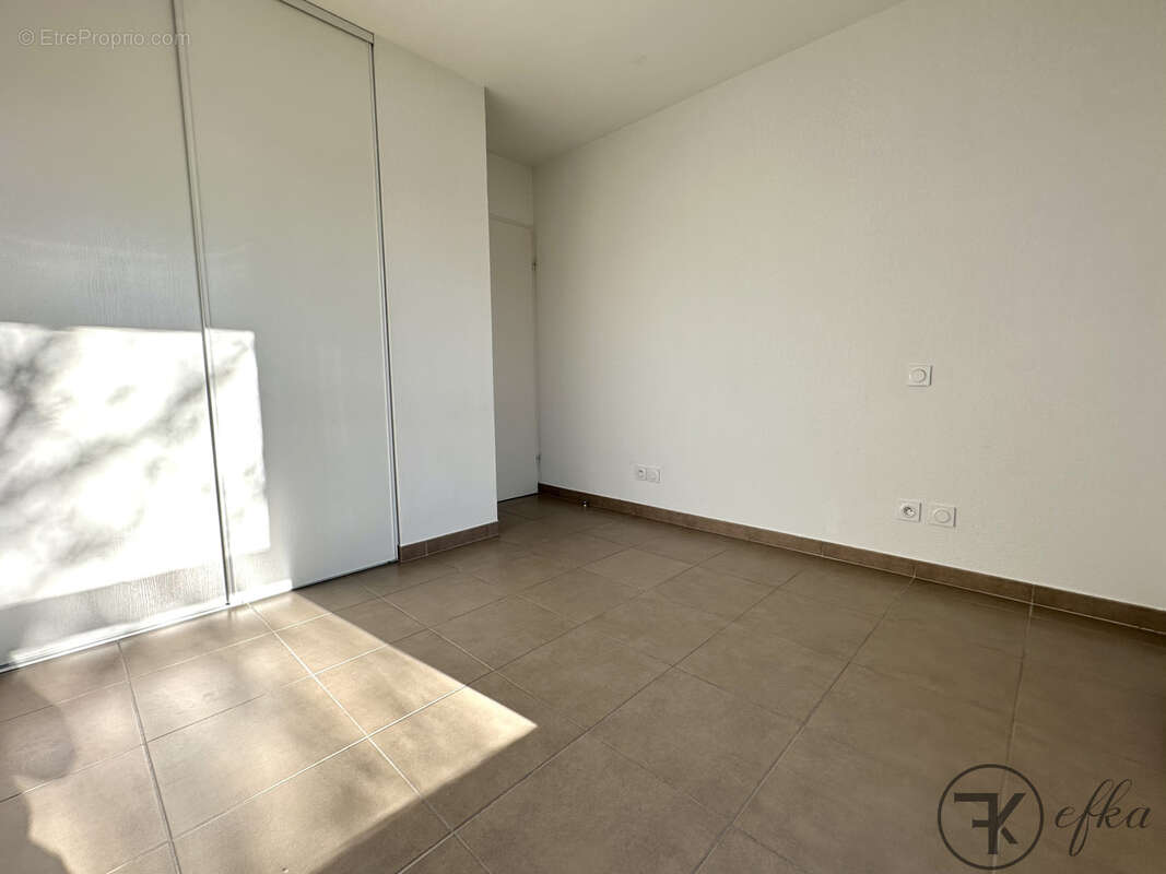 Appartement à CASTELNAU-LE-LEZ