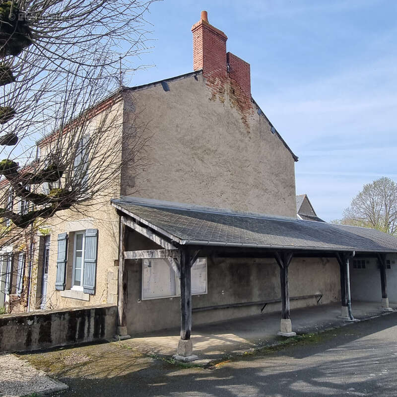 Maison à CHASSIGNOLLES