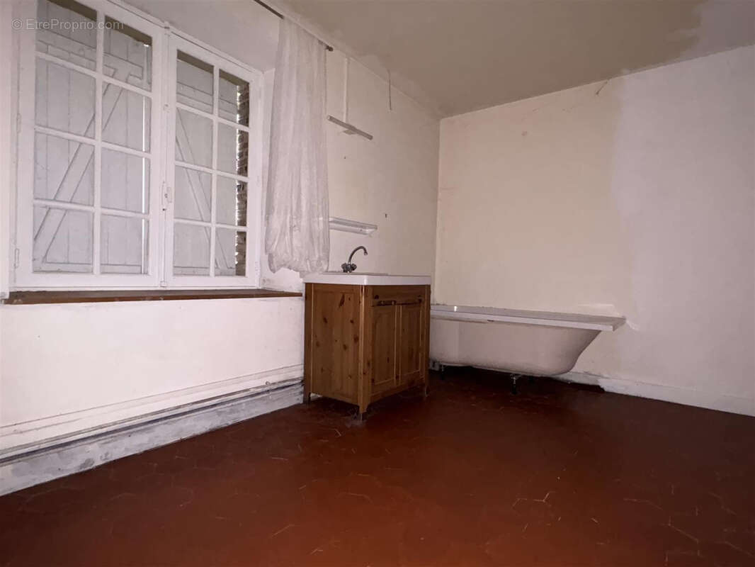 Maison à SAINT-GERMAIN-LE-VIEUX