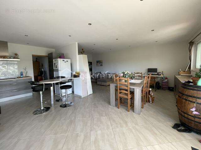 Appartement à VILLENEUVE