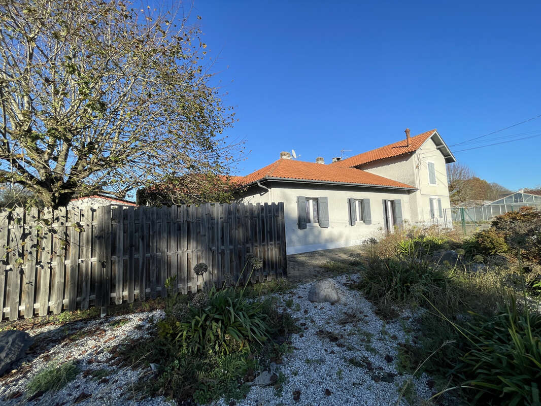 Maison à IDRON