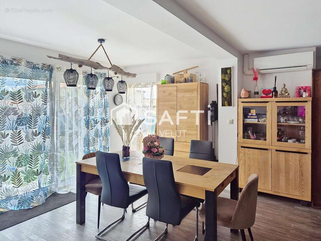 Photo 2 - Maison à EYGUIERES