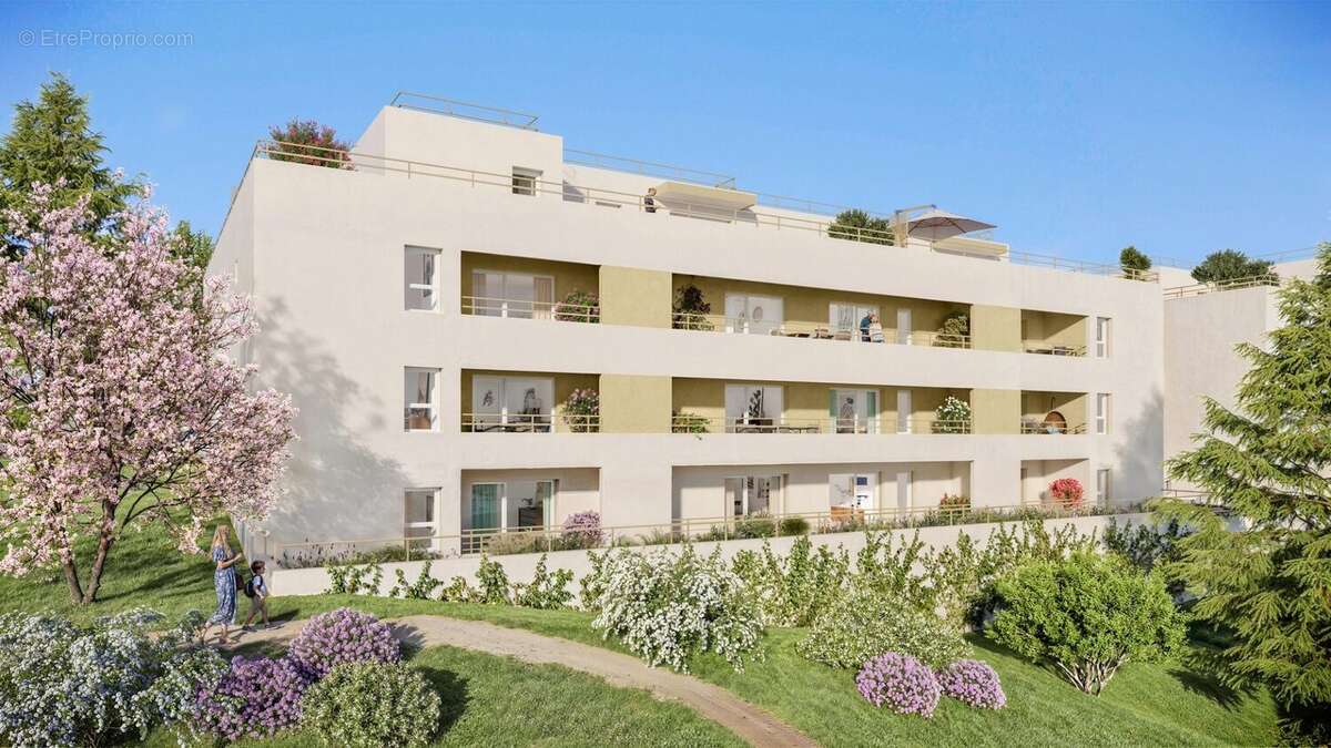 Nouveau à chambéry à Chambery