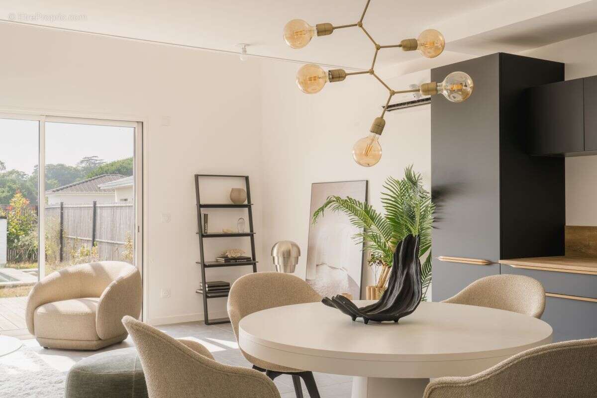 Villas andromede à Artigues Pres Bordeaux