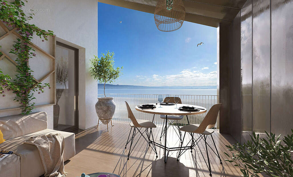 Berre-l'étang écoquartier proche des bords de l'etang à Berre L Etang