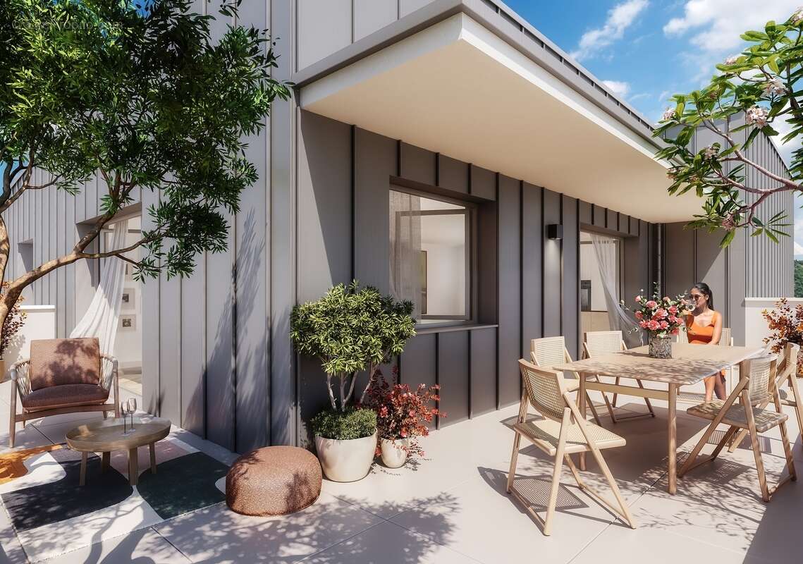 Passage de flore / annecy à Cran Gevrier