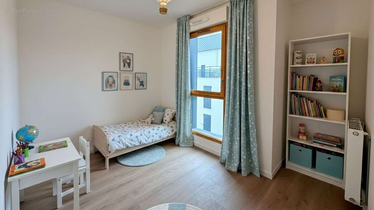 Noisy-le-grand une adresse à 20 min de paris à Noisy Le Grand