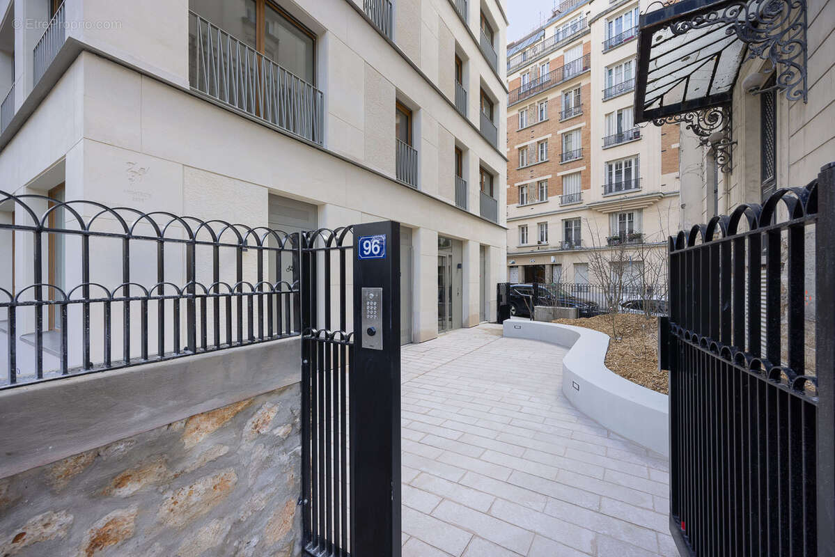 Passage saint mande à Paris 12eme Arrondissement