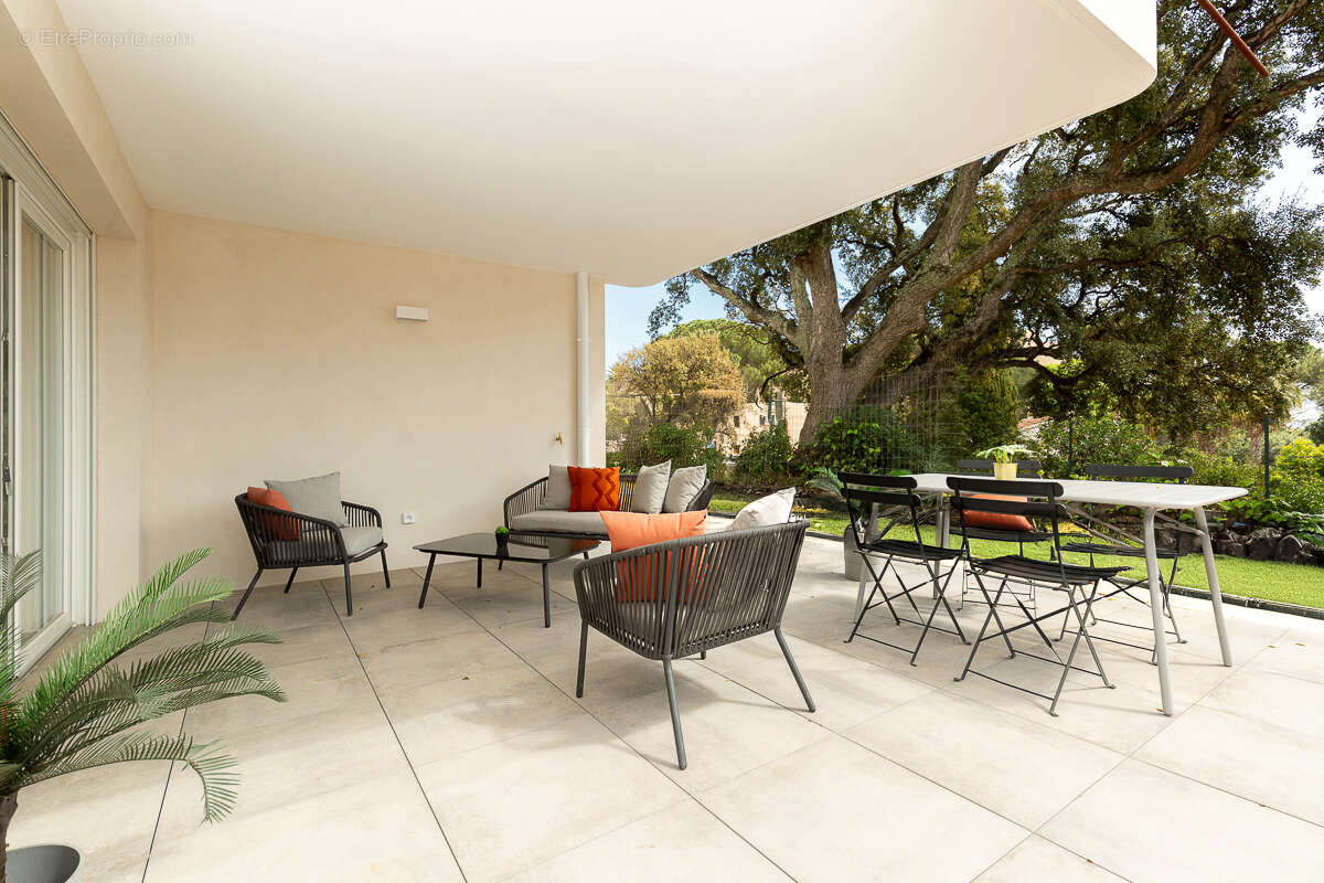 Eleganza à Le Lavandou