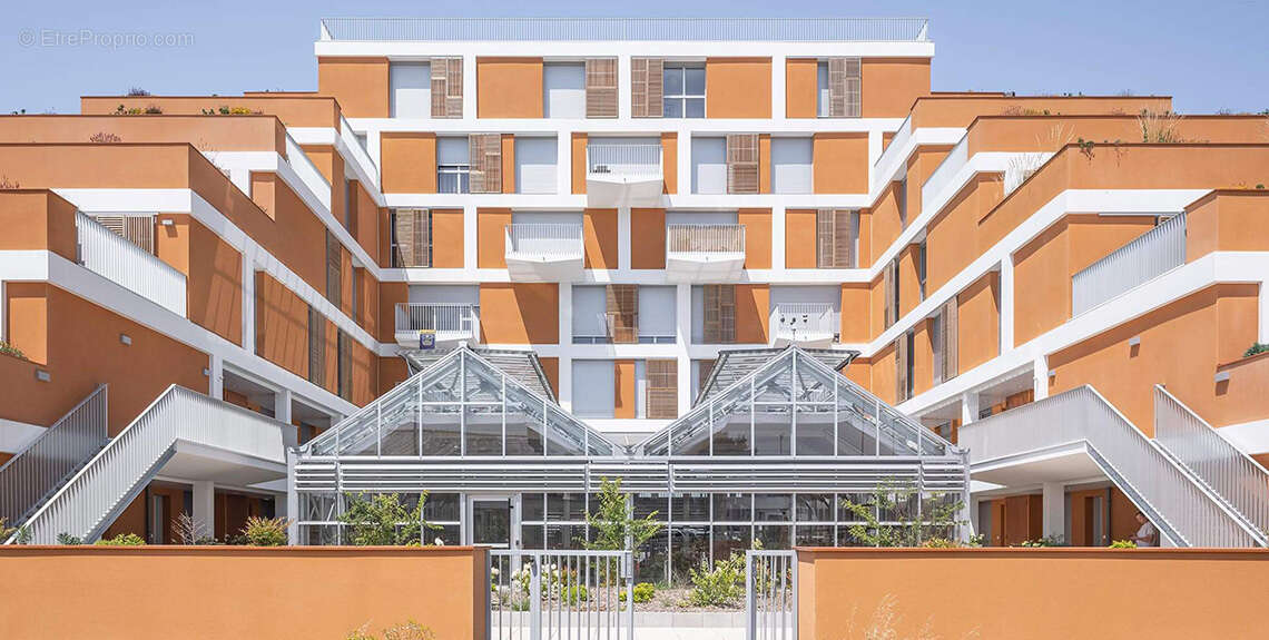 Happy à Cesson Sevigne