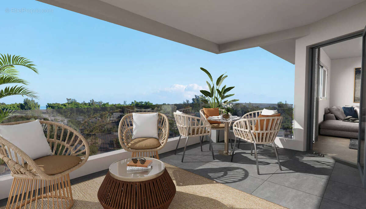 Saint-paul à 10 minutes à pied de la plage à St Paul