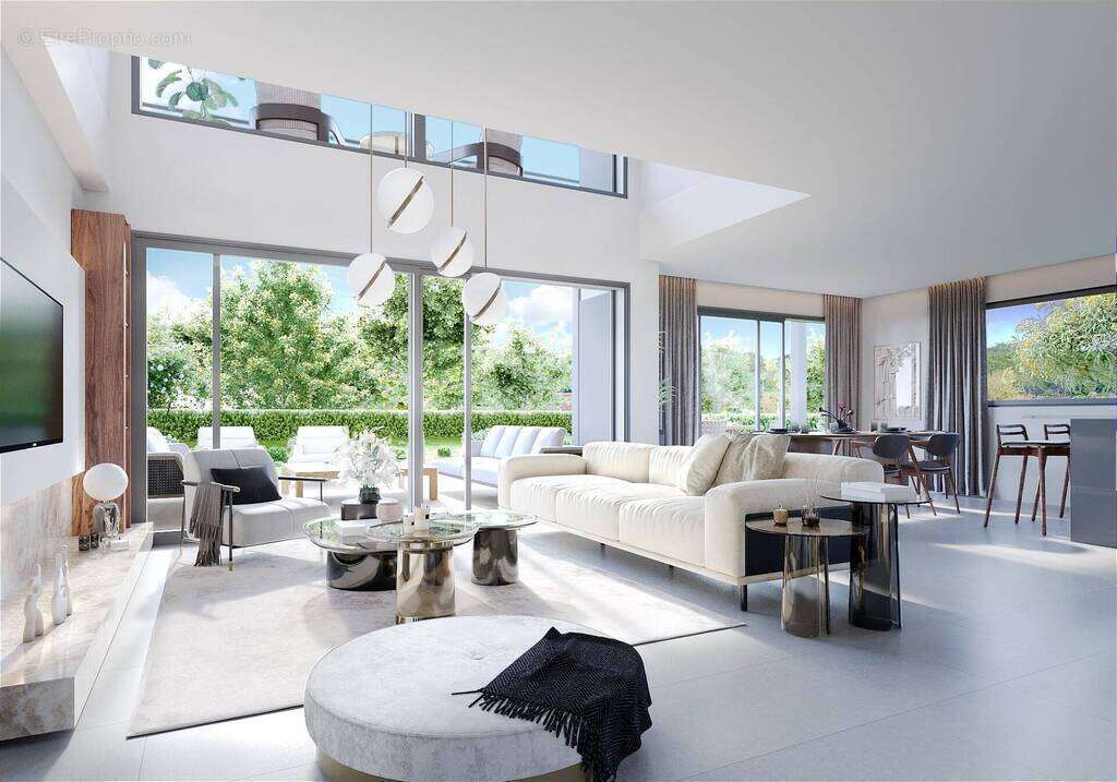 Théia à Annecy Le Vieux