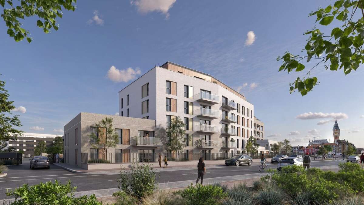 Le quai des six à Calais