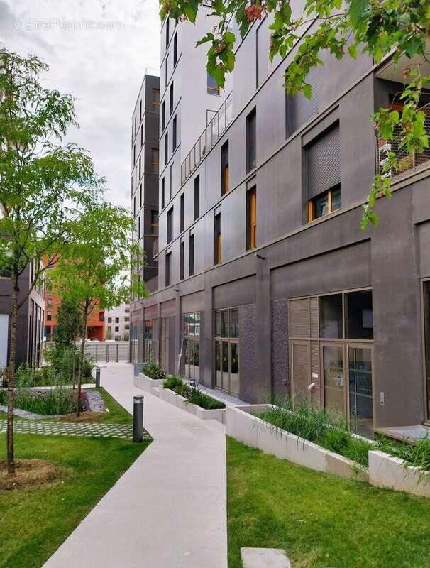 La place - ardoines à Vitry Sur Seine