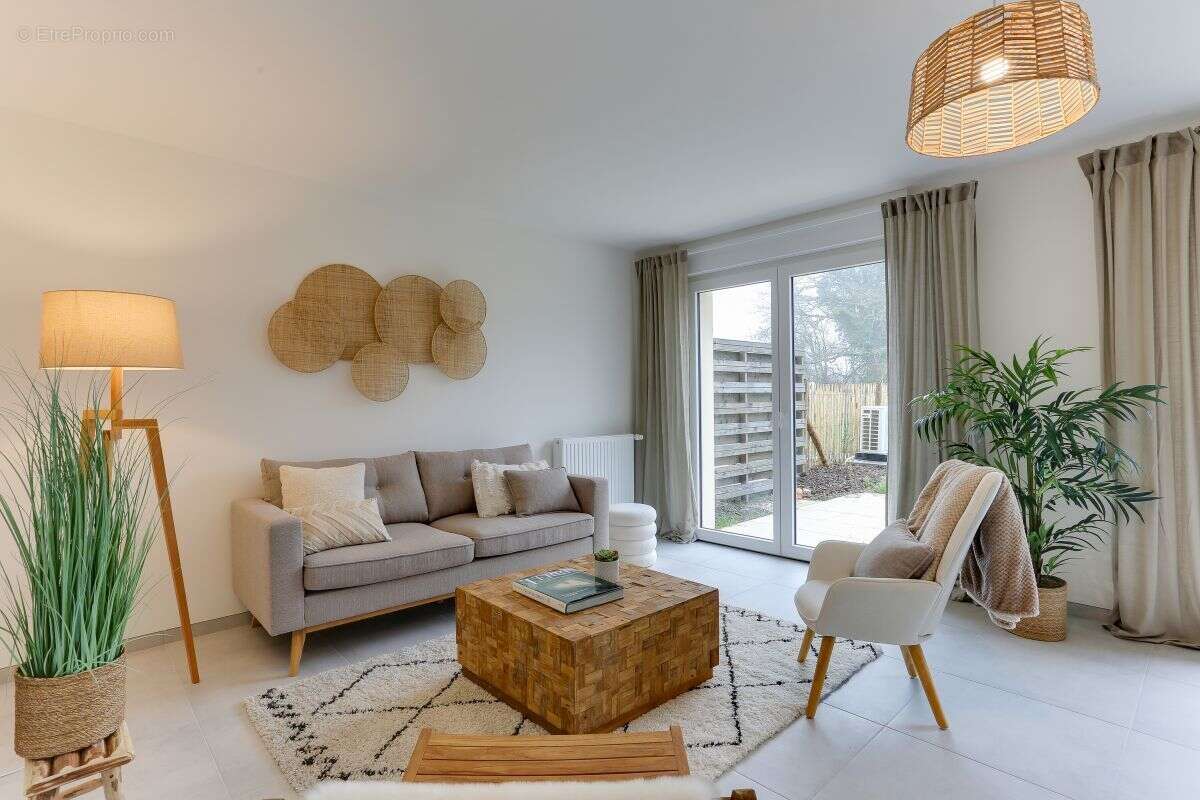 Les clairieres boisees - bocage citadin - maisons à Chantepie