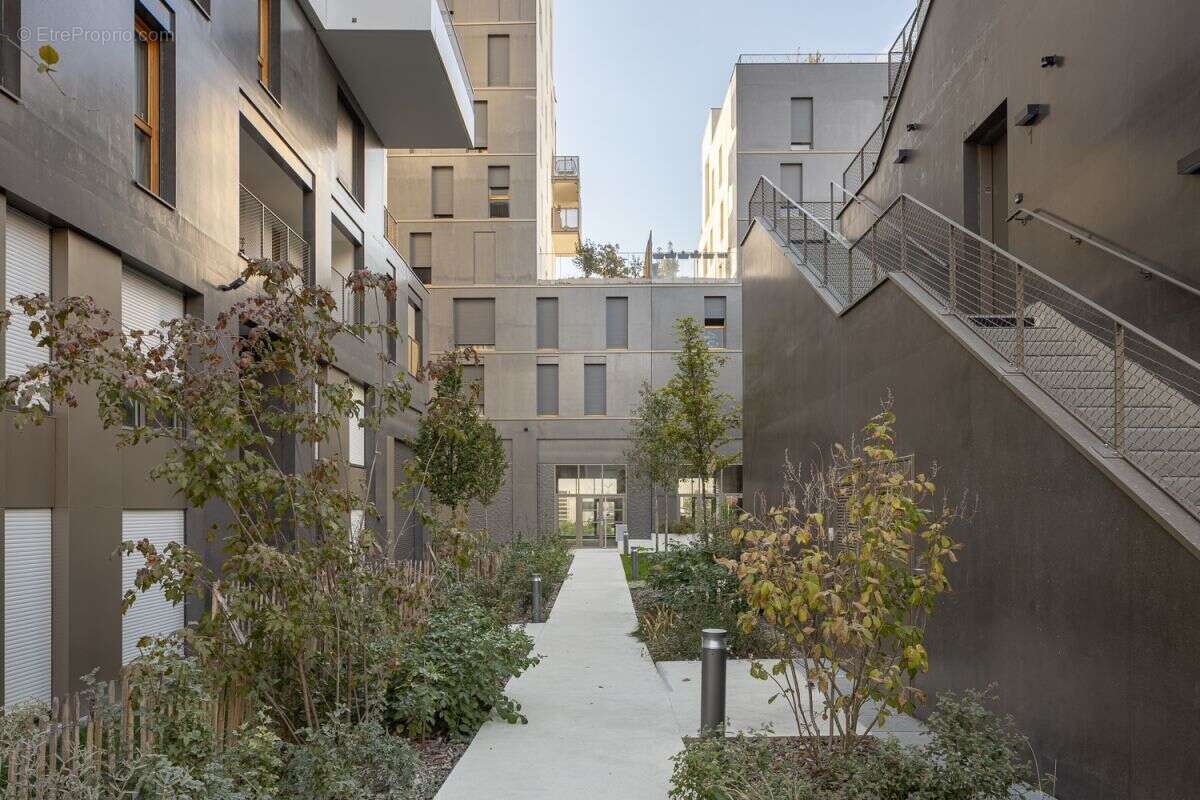 La place - ardoines à Vitry Sur Seine