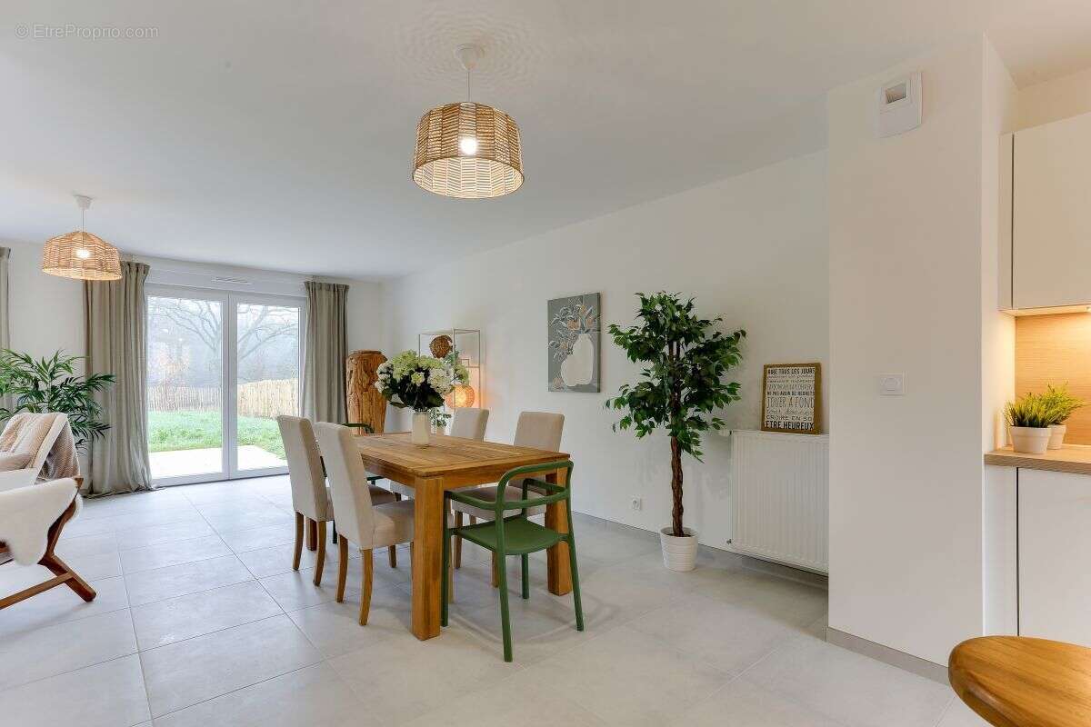 Les clairieres boisees - bocage citadin - maisons à Chantepie