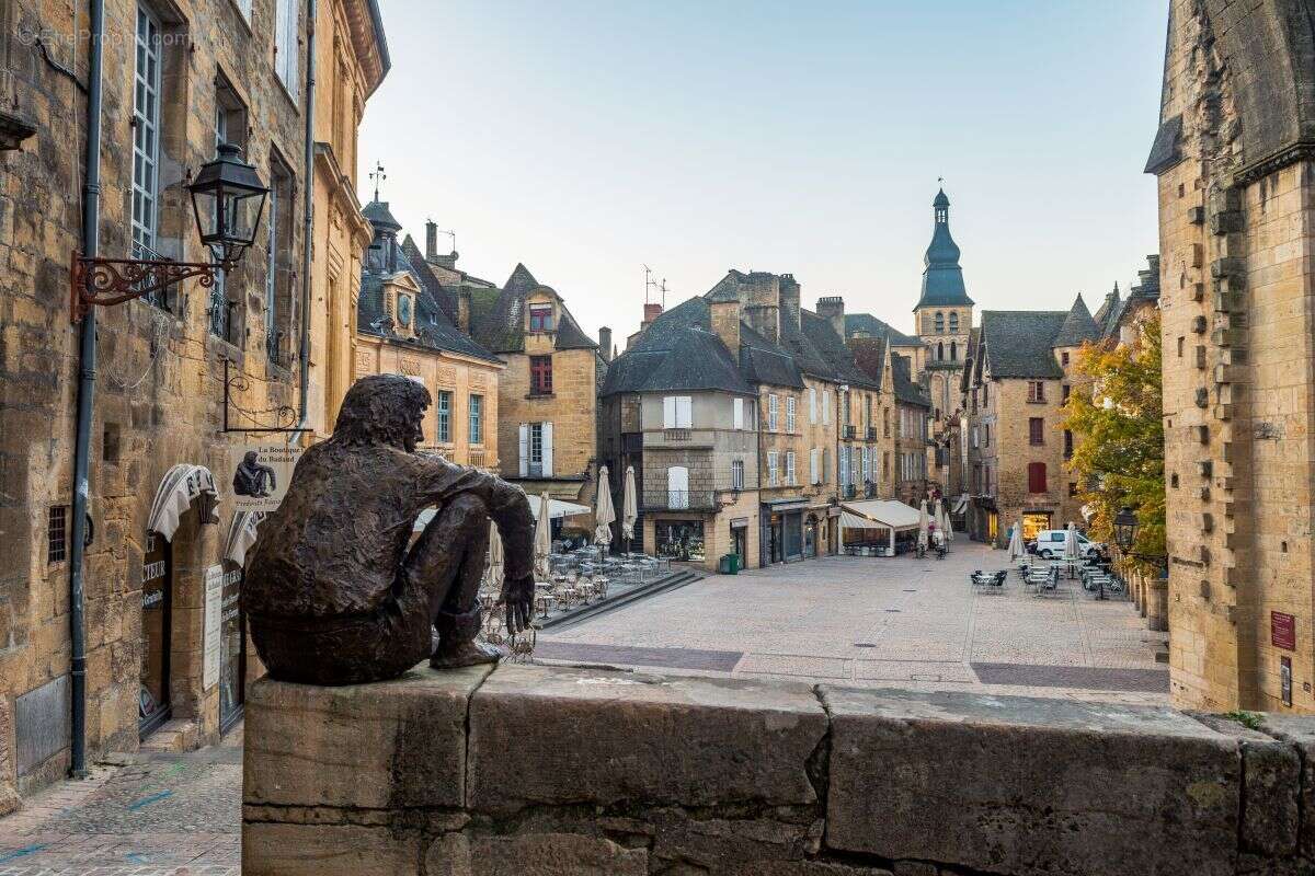 Les jardins de la boétie - résidence seniors - lmnp à Sarlat La Caneda