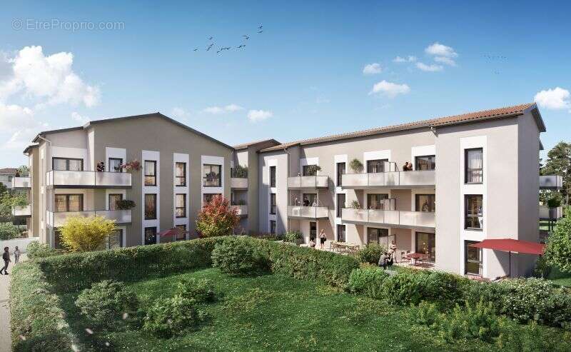 Patio d'azieu à St Bonnet De Mure