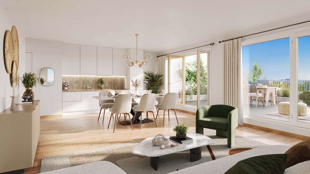 Magasins généraux - côté canal à Reims