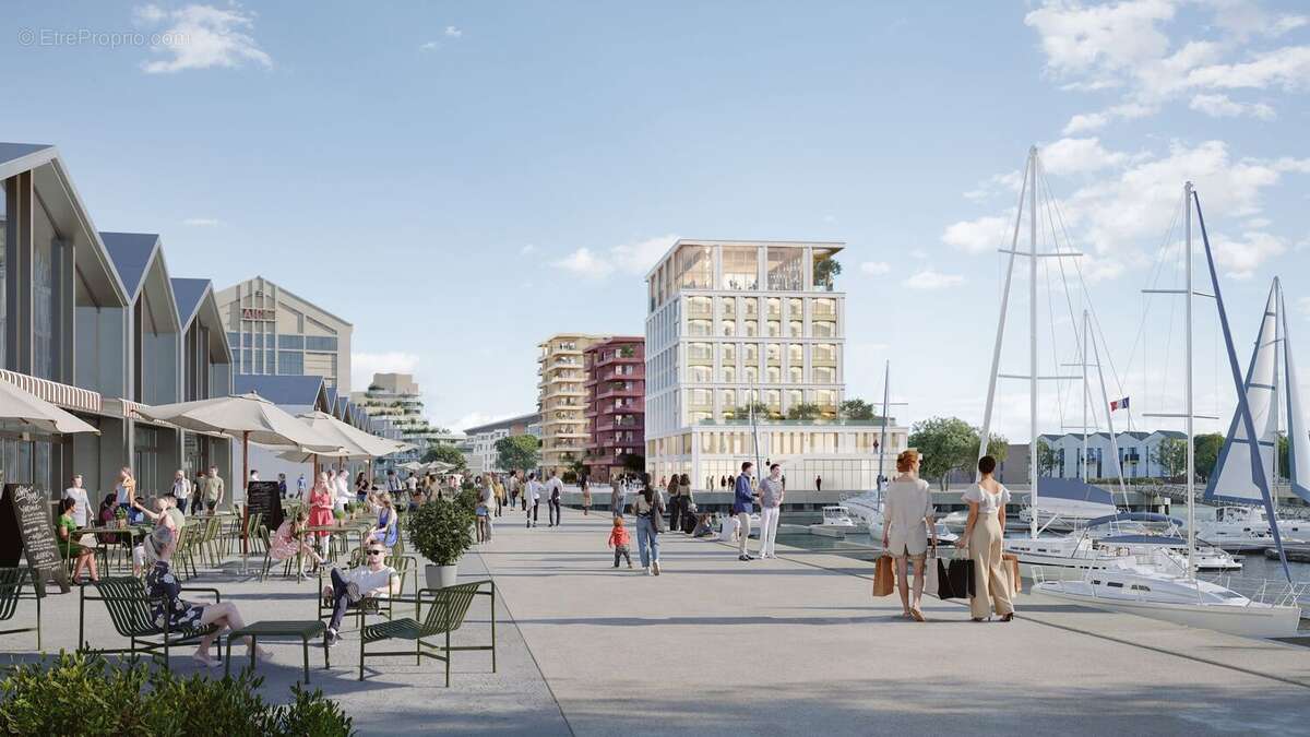 Face au port, au coeur de la pointe des alliés à Dunkerque