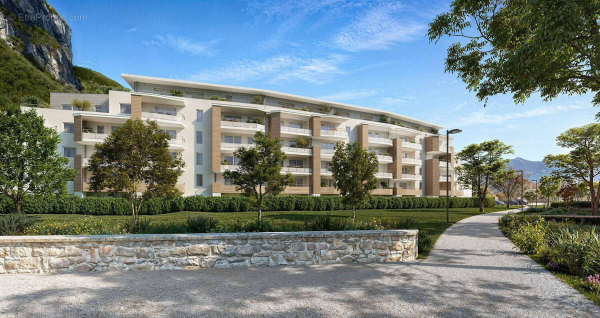 Sassenage au pied des montagnes proche de grenoble à Sassenage