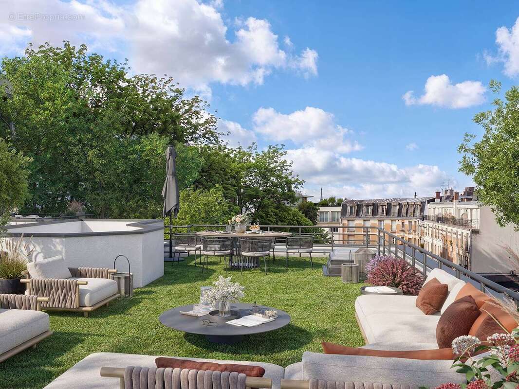 Palazzo ottocento à Paris 19eme Arrondissement