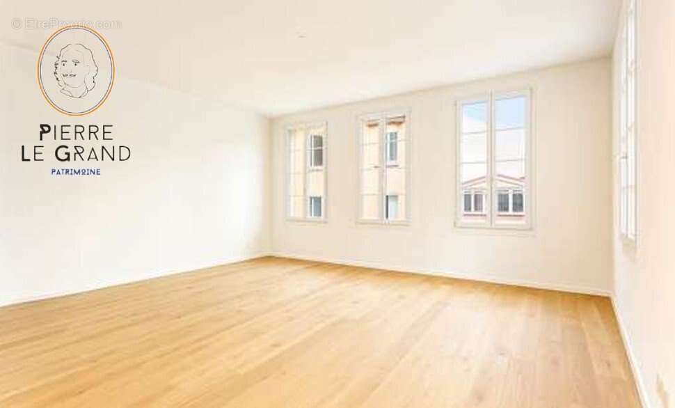 Nouveaute ecusson à Montpellier