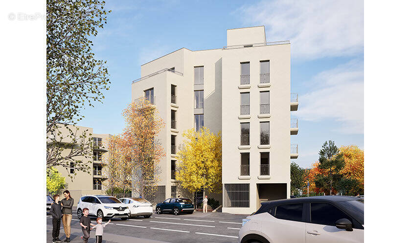 Première adresse à Bron