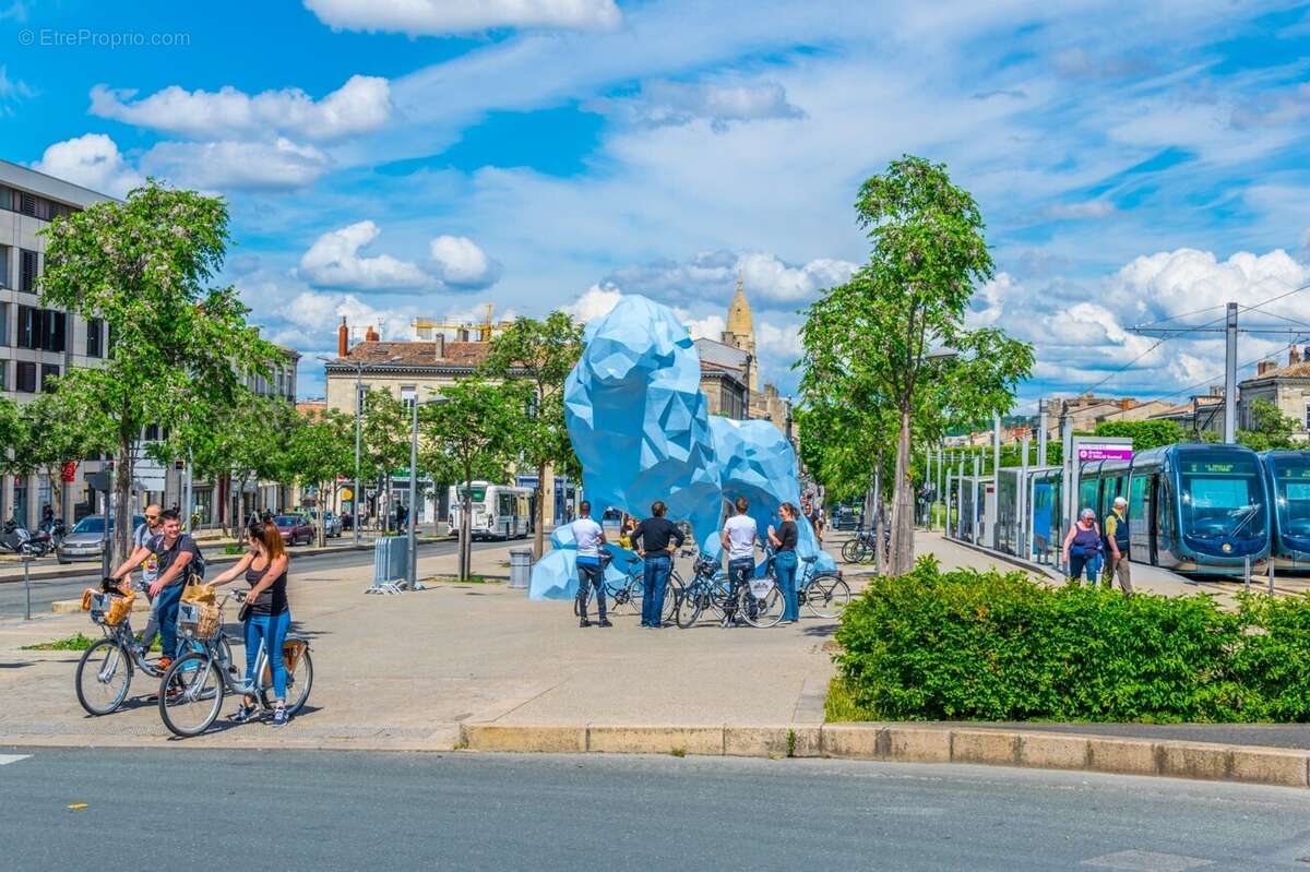 Home à Bordeaux
