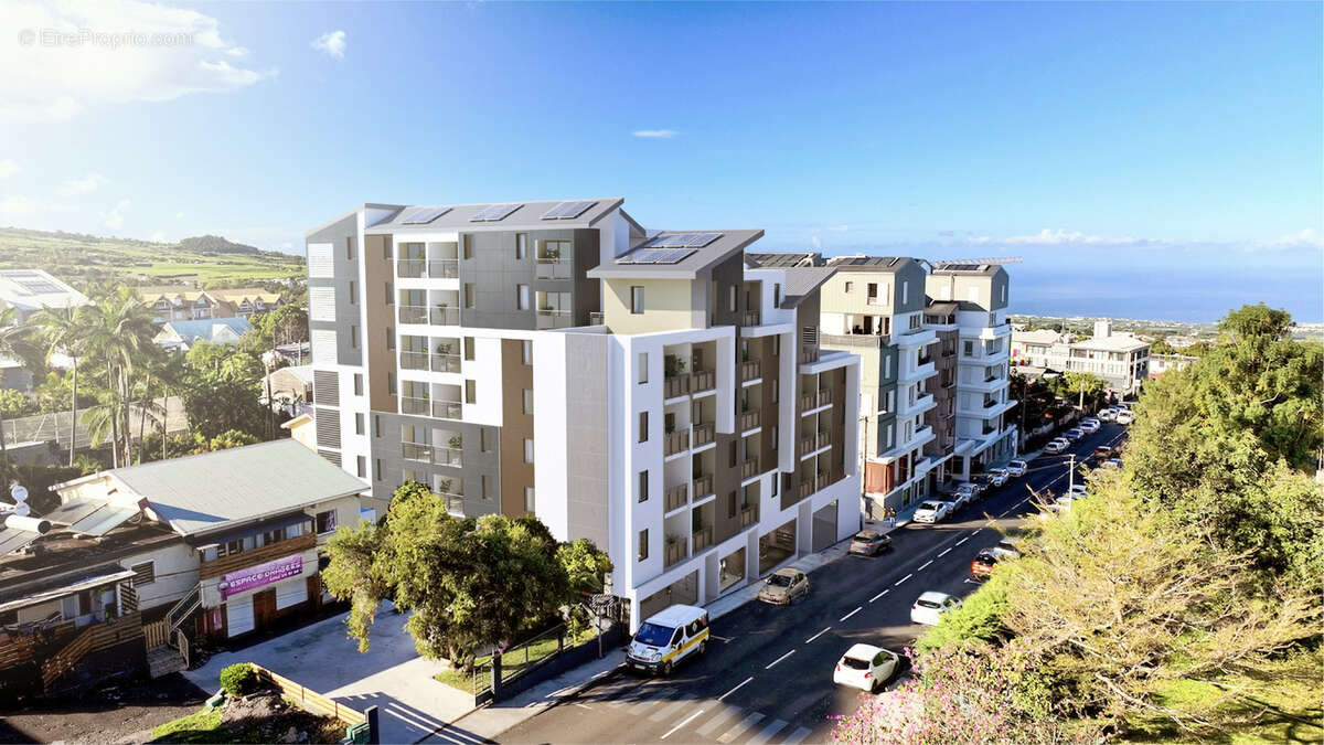 Tampon résidence étudiante à deux pas du lycée roland garros à Le Tampon