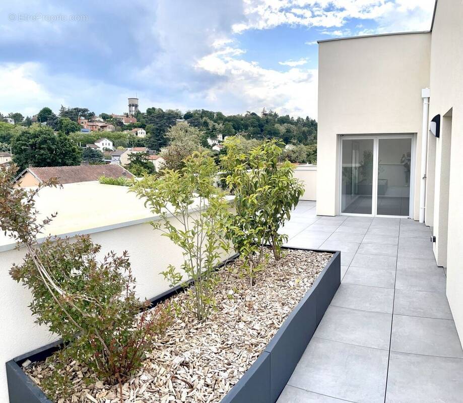 Esprit crepieux à Rillieux La Pape