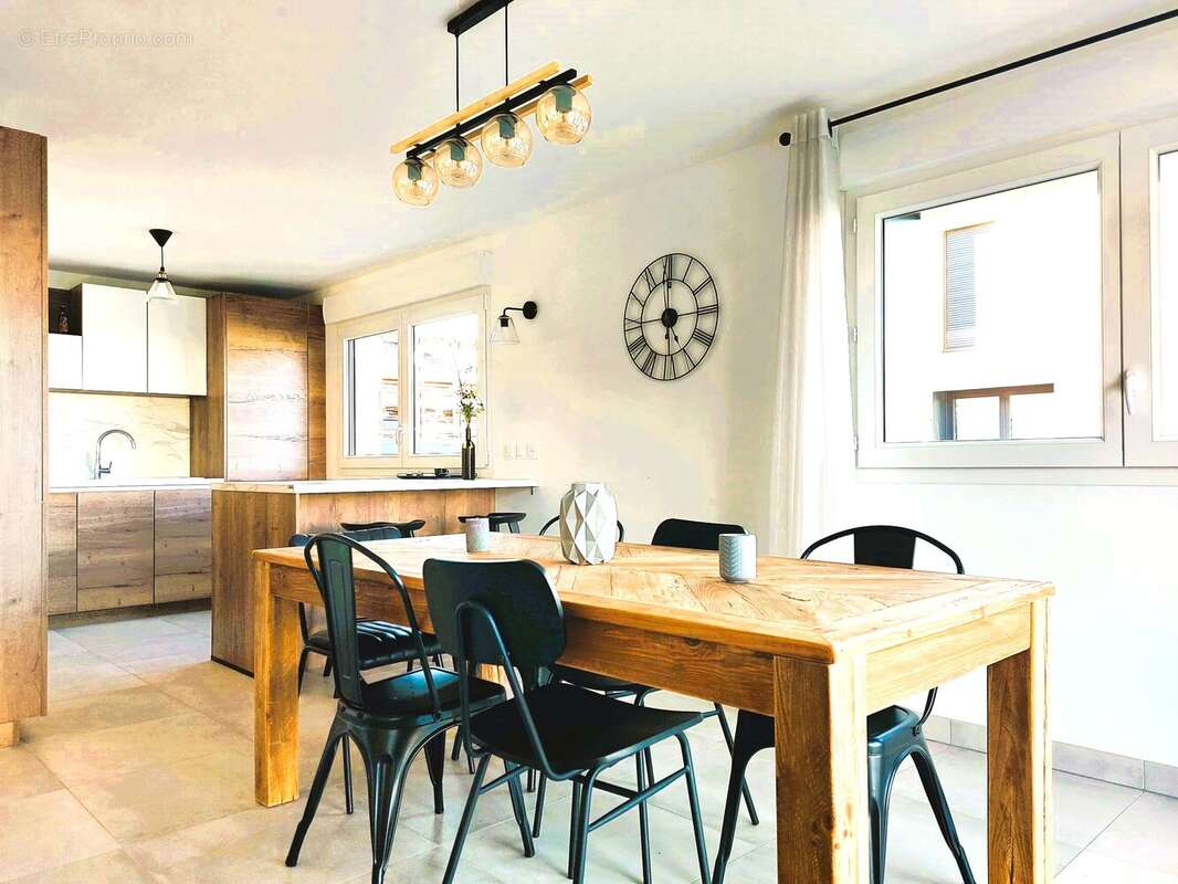 Les carres du bois à St Bonnet De Mure