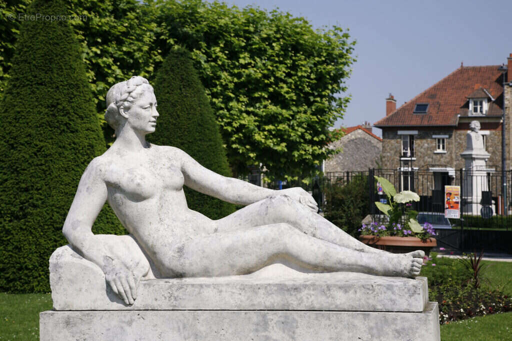 New art à Asnieres Sur Seine