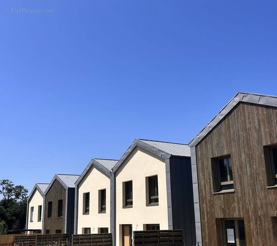 Les clairieres boisees - bocage citadin - maisons à Chantepie