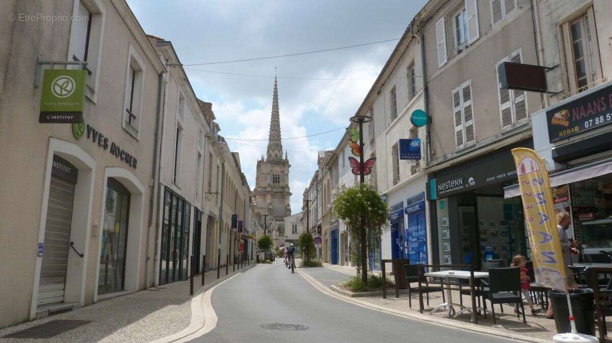 Residence de comminges - residence seniors - lmnp à St Gaudens