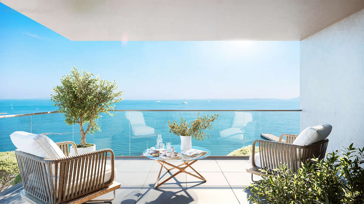Beau rivage à Antibes