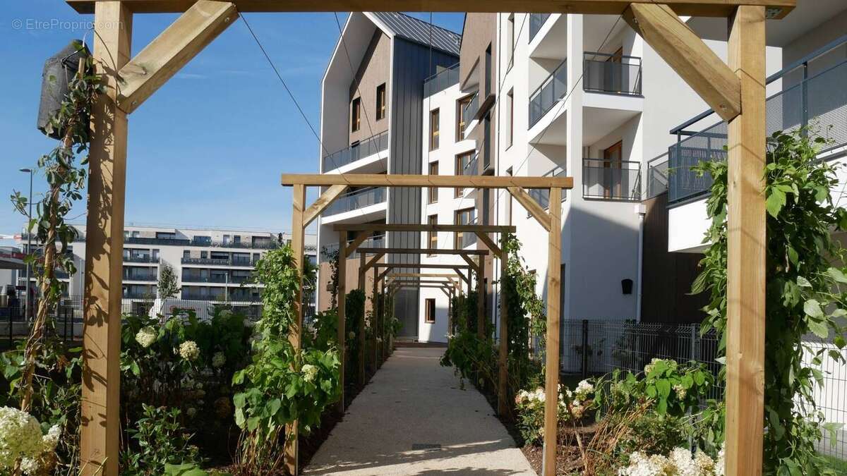 Noisy-le-grand une adresse à 20 min de paris à Noisy Le Grand