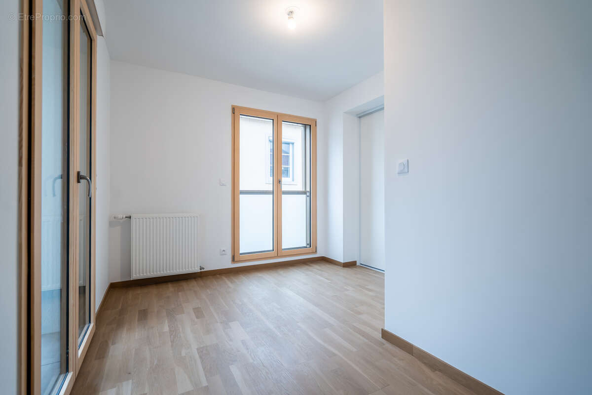 Faubourg valmy à Lyon 9e Arrondissement