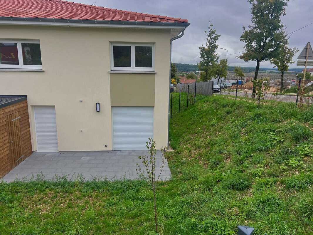 Les carres issois à Is Sur Tille