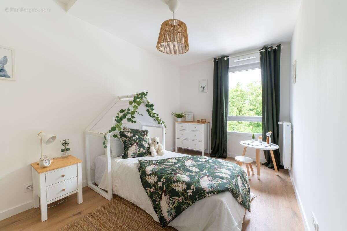 Les clairieres boisees - bocage citadin à Chantepie