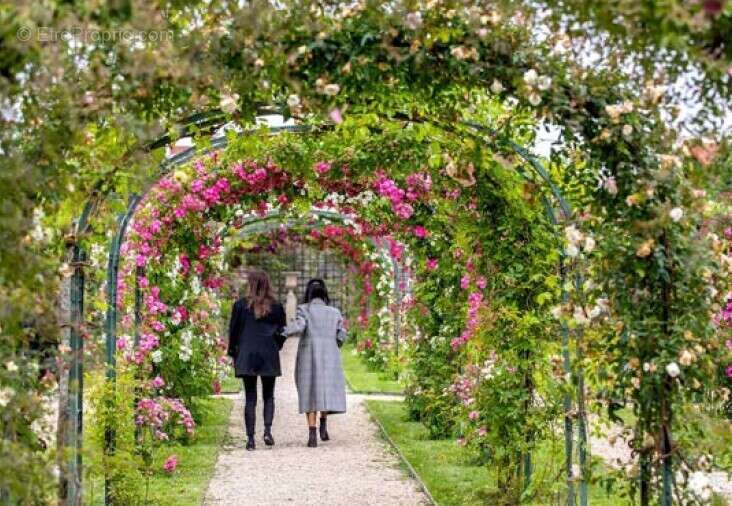 Villa rosella à L Hay Les Roses